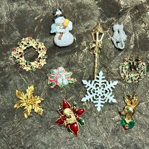 Festive Holiday Brooch Set